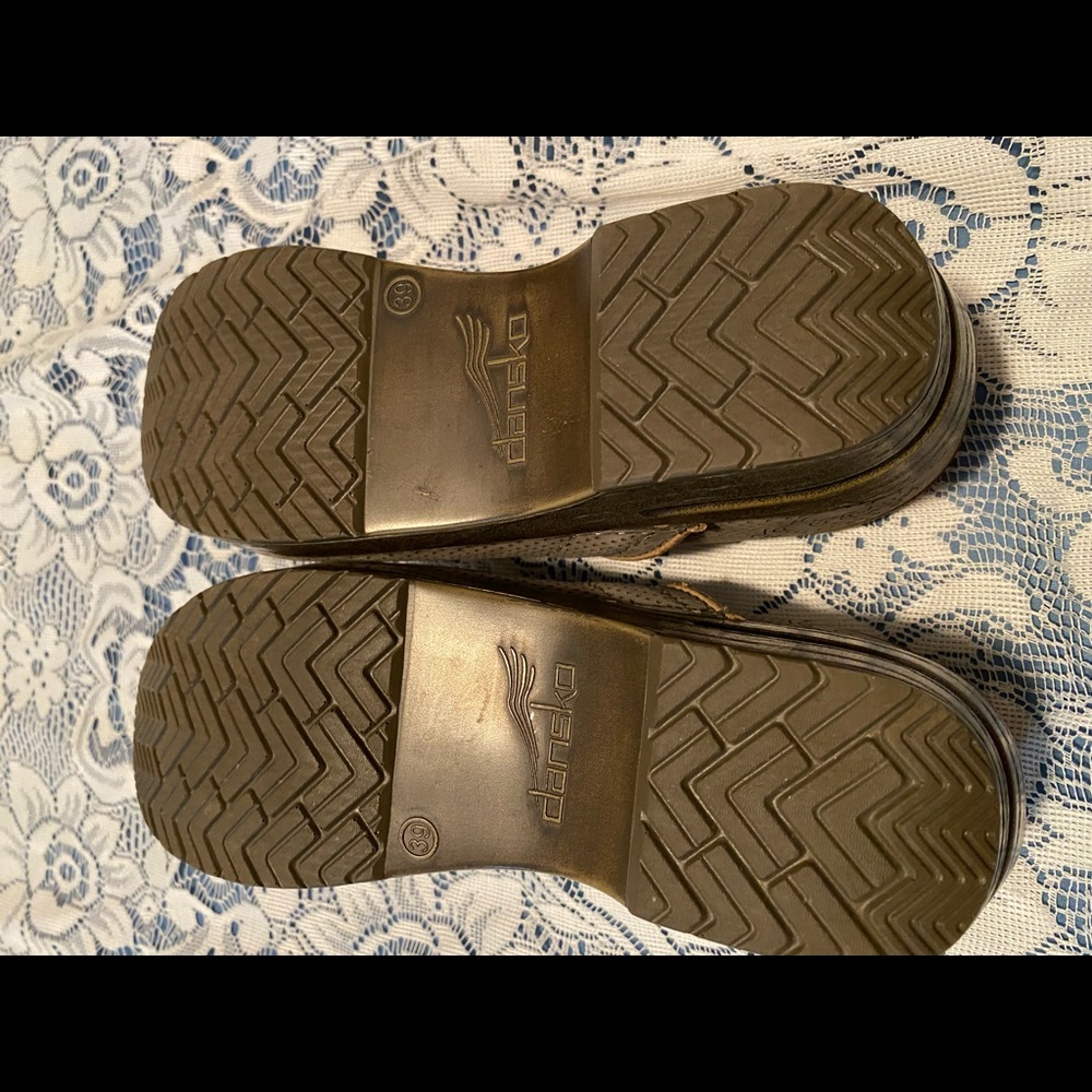Slip-ons - Picture 3 of 3